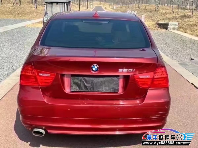 12年宝马3系轿车抵押车出售