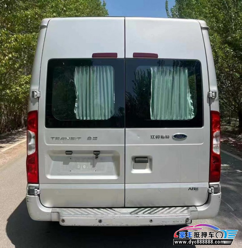 18年福特全顺轿车抵押车出售