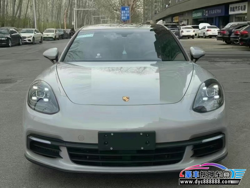 19年保时捷Panamera轿车抵押车出售