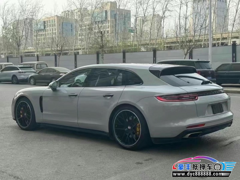 19年保时捷Panamera轿车抵押车出售