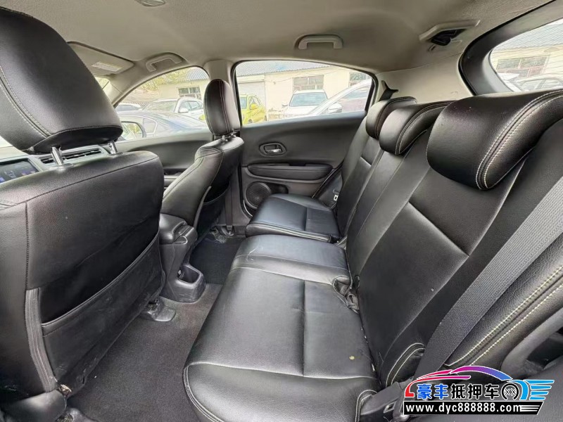 16年本田缤智轿车抵押车出售