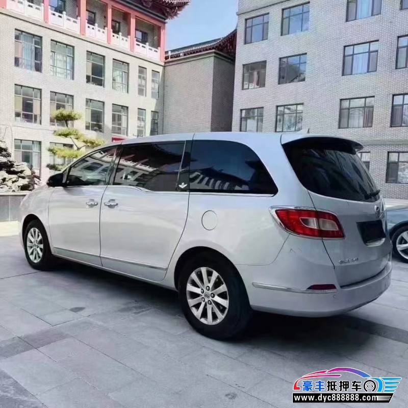 11年别克GL8轿车抵押车出售