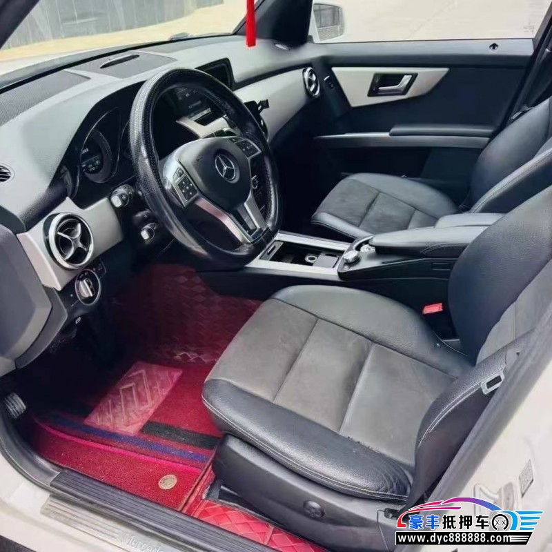 15年奔驰GLK轿车抵押车出售