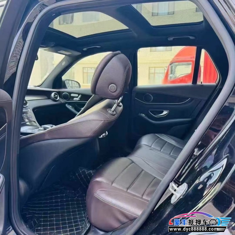 18年奔驰GLC轿车抵押车出售