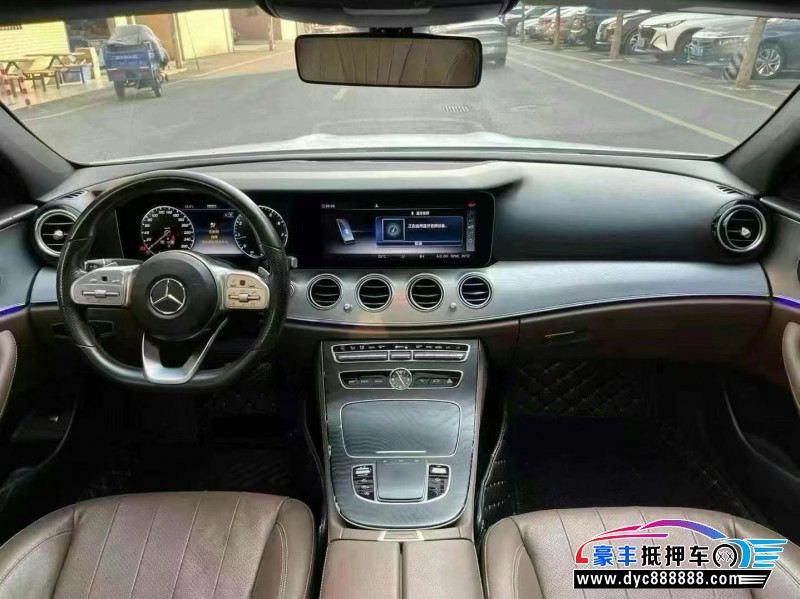 20年奔驰E轿车抵押车出售