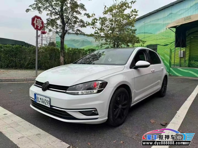 19年大众高尔夫轿车抵押车出售