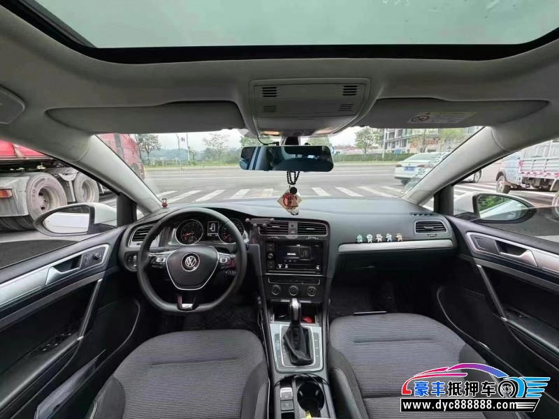 19年大众高尔夫轿车抵押车出售