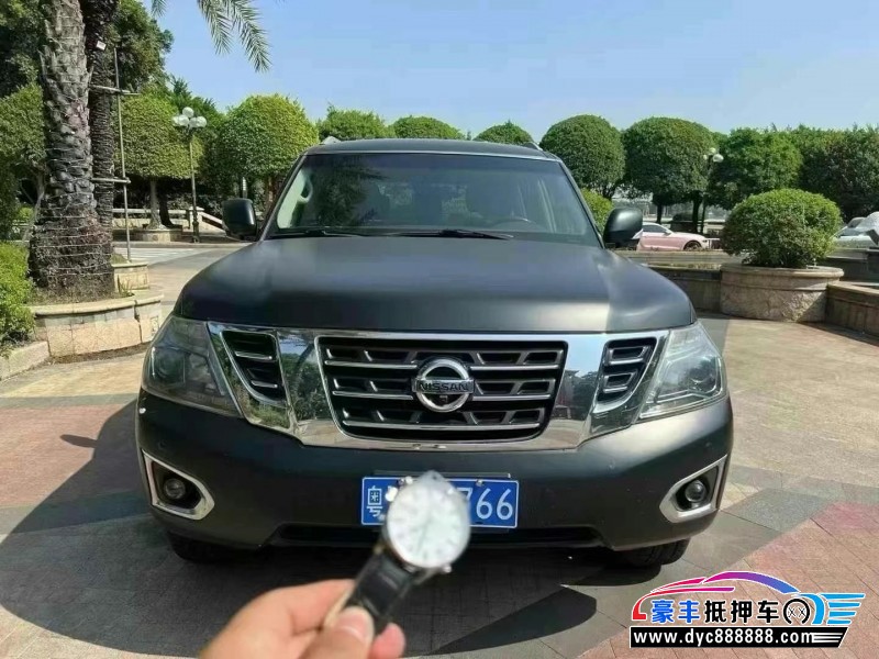 17年日产途乐轿车抵押车出售