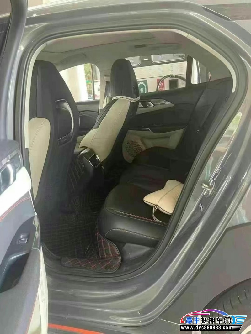 19年领克02轿车抵押车出售