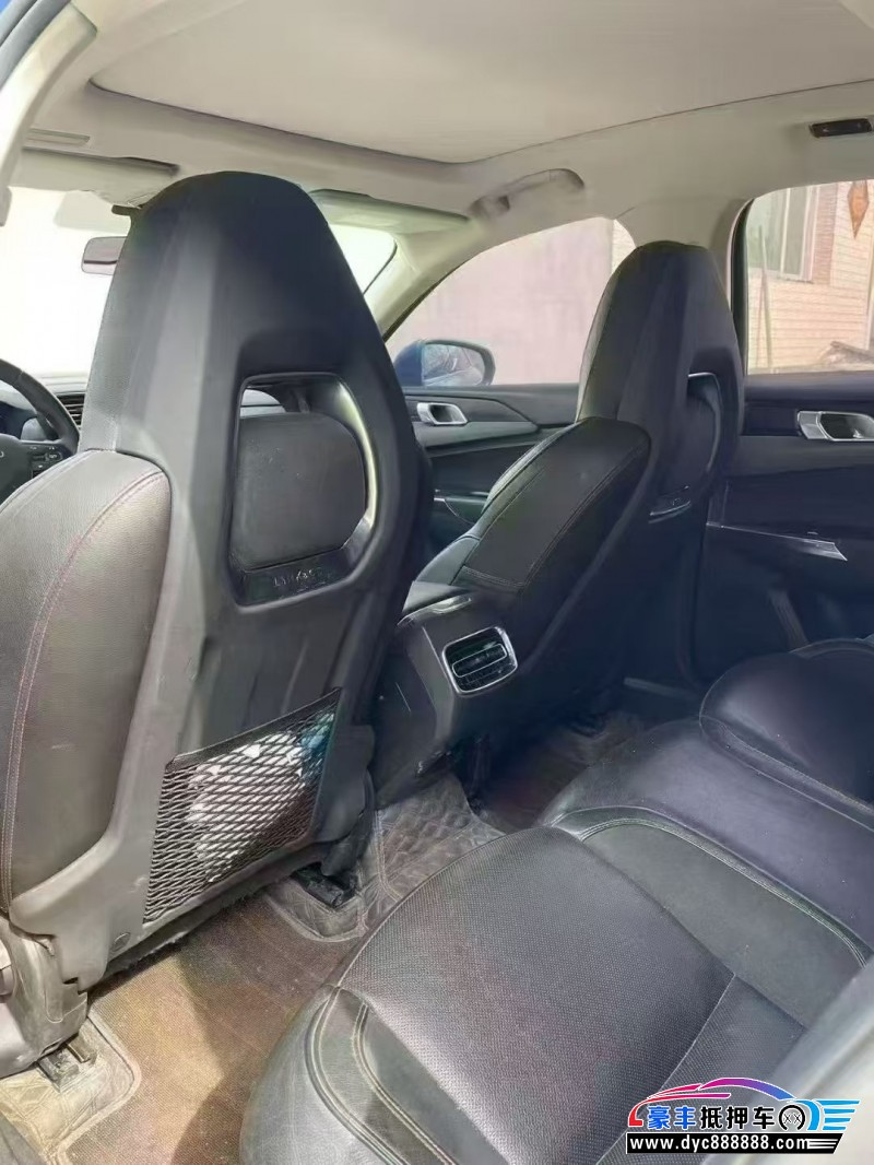 18年领克02轿车抵押车出售