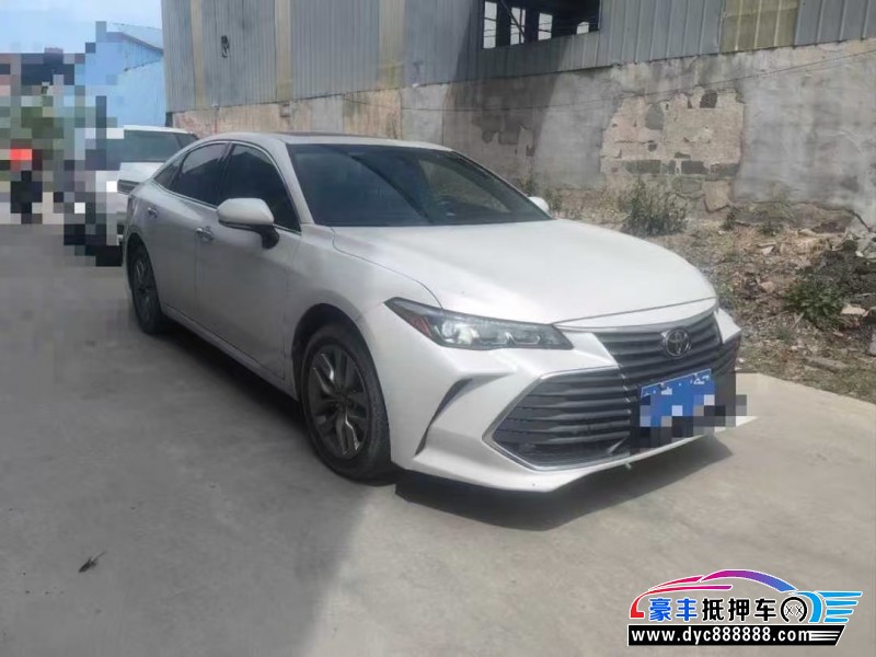 22年丰田亚洲龙轿车抵押车出售