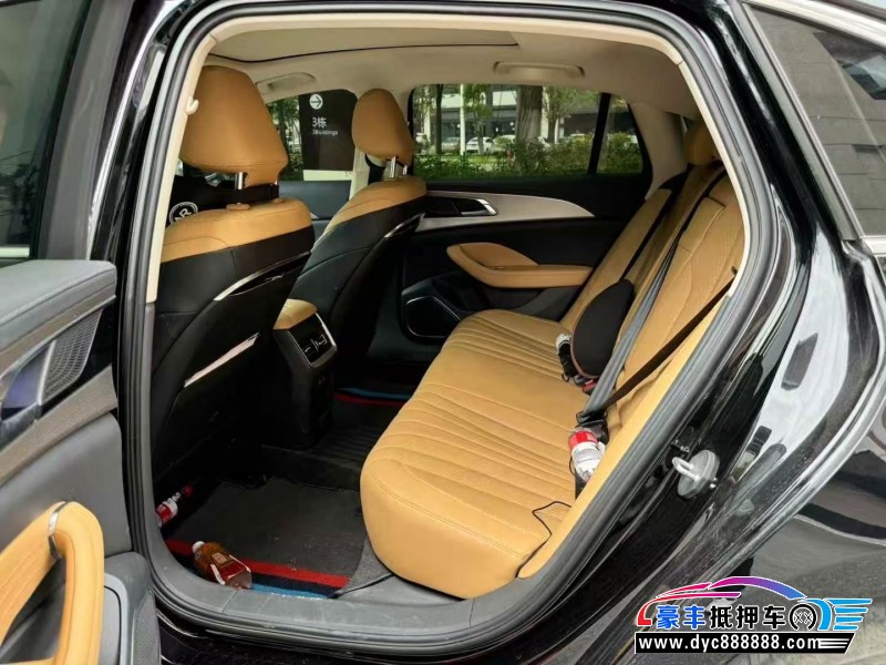 23年红旗H5轿车抵押车出售