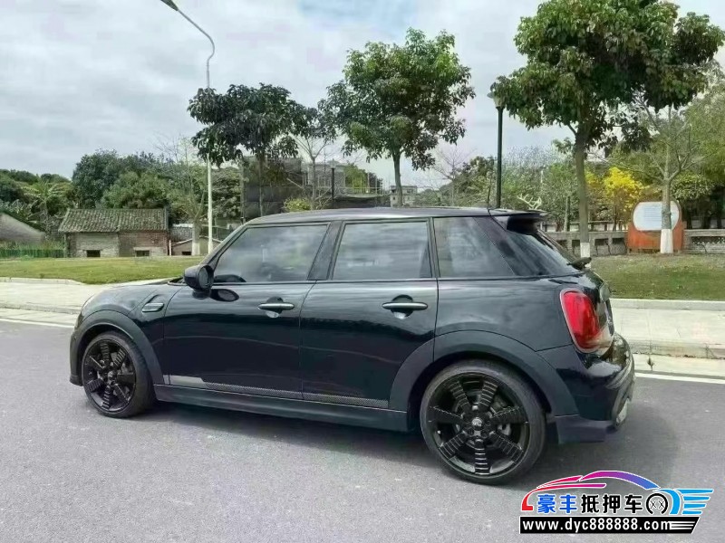 24年宝马MINI轿车抵押车出售
