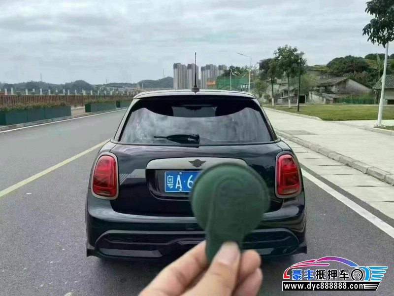 24年宝马MINI轿车抵押车出售