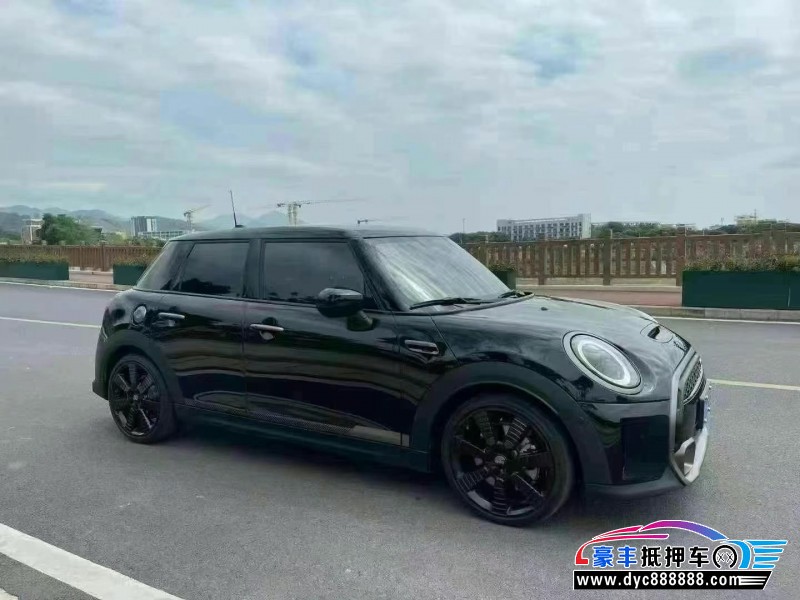 24年宝马MINI轿车抵押车出售