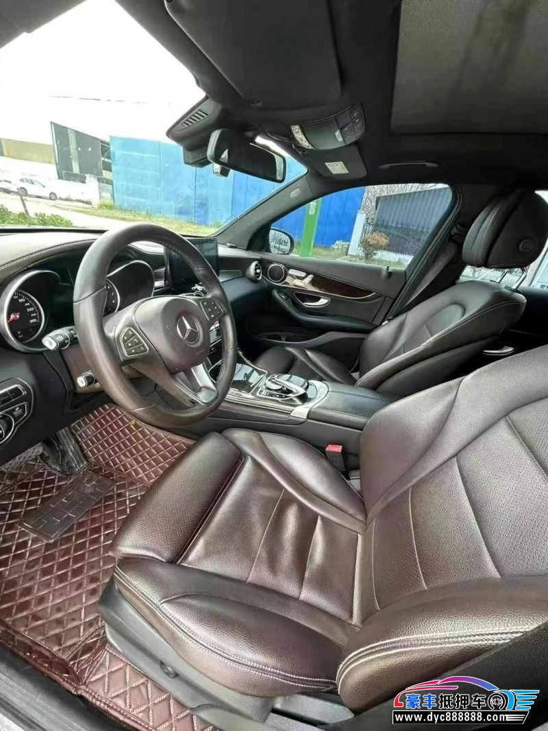 16年奔驰GLC轿车抵押车出售
