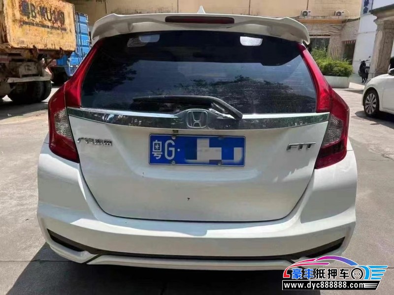 19年本田飞度轿车抵押车出售