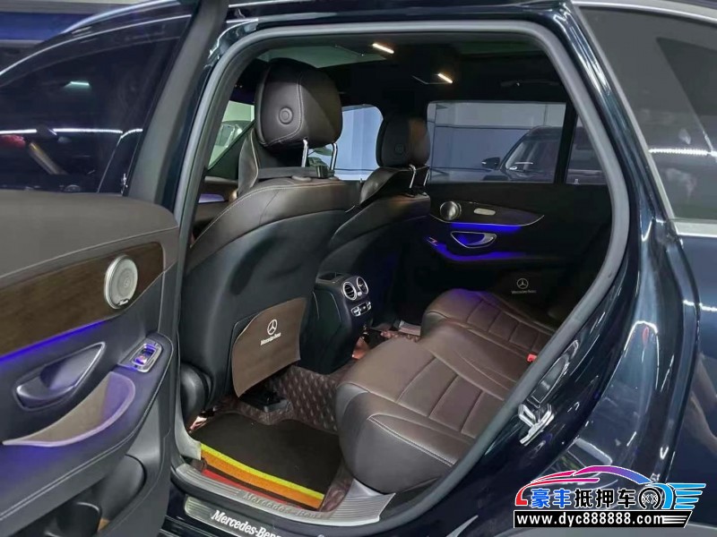 22年奔驰GLC轿车抵押车出售