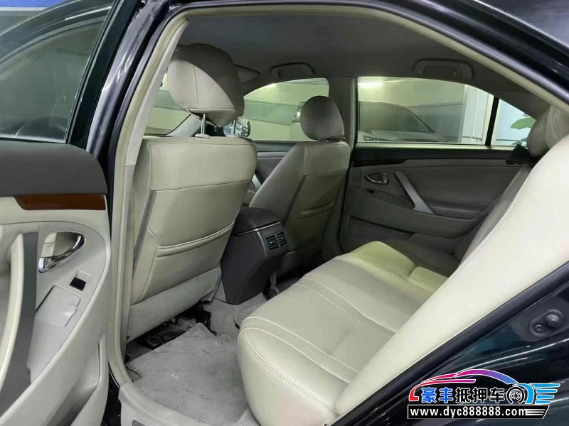 14年丰田凯美瑞轿车抵押车出售