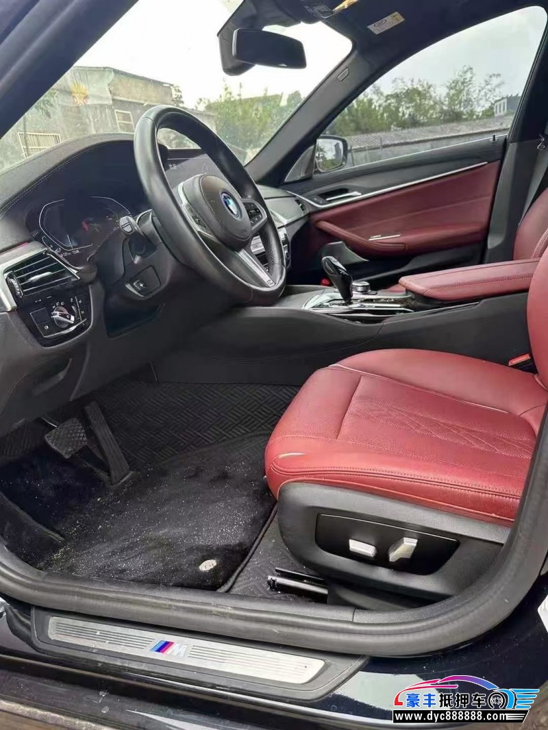 22年宝马5系轿车抵押车出售