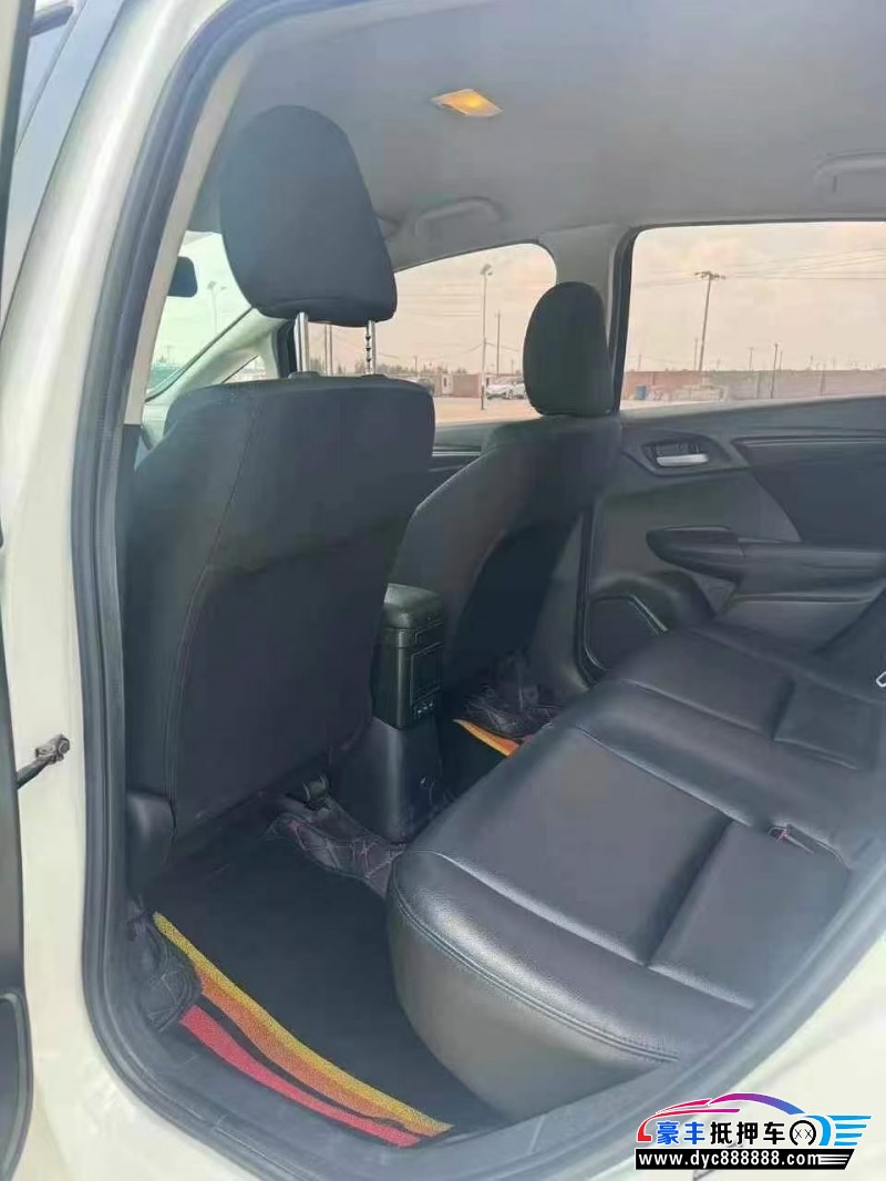 18年本田飞度轿车抵押车出售