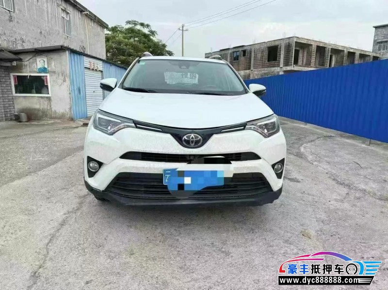 18年丰田RAV4轿车抵押车出售