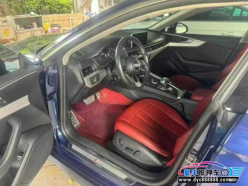 19年奥迪A5轿车抵押车出售