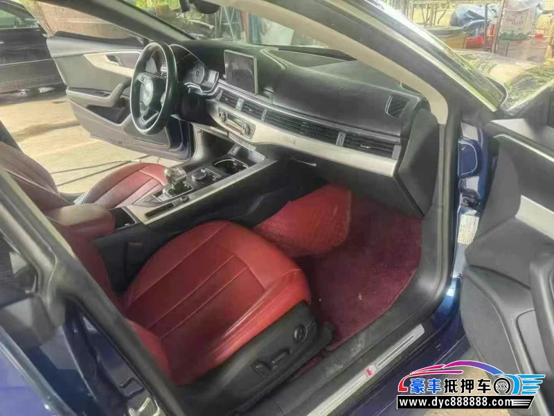 19年奥迪A5轿车抵押车出售