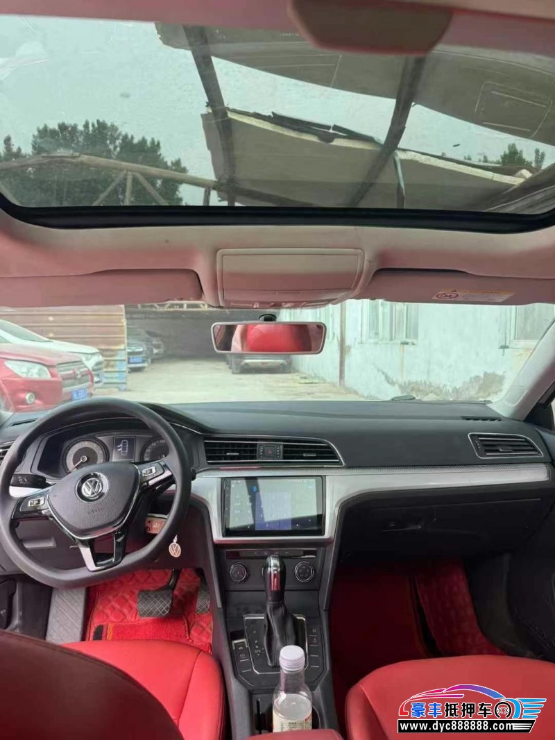 20年大众凌渡轿车抵押车出售