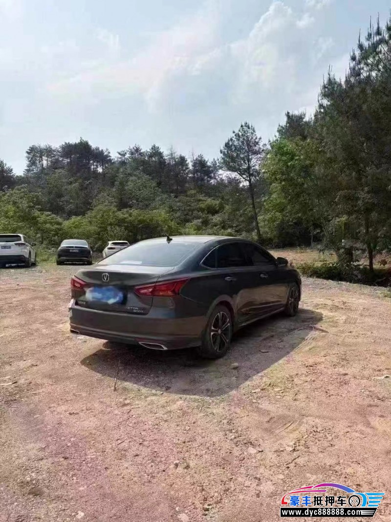 22年长安锐程CC轿车抵押车出售