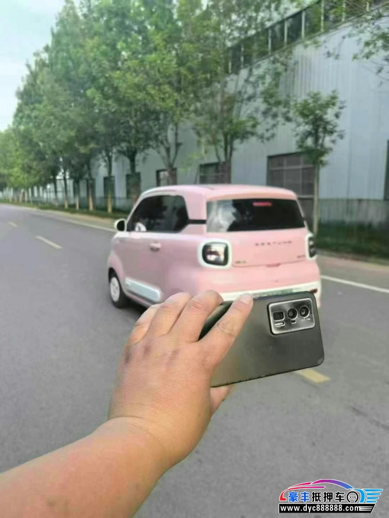 24年奔腾小马轿车抵押车出售