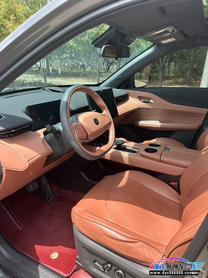 24年长安长安UNI轿车抵押车出售