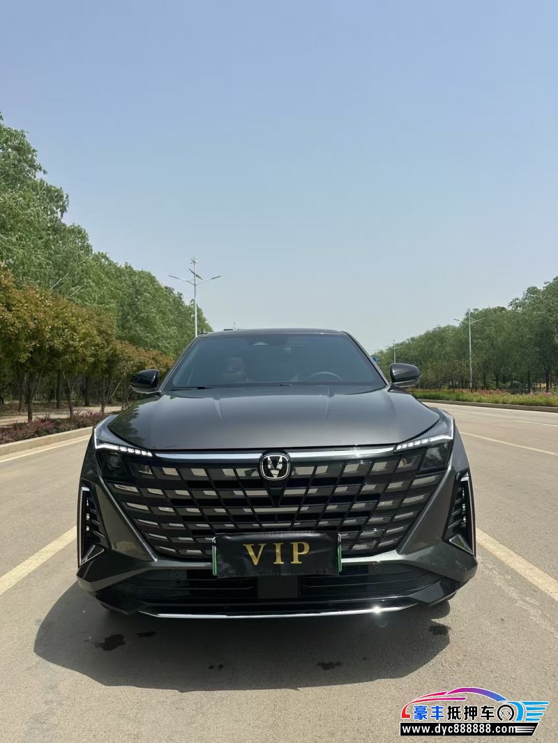 24年长安长安UNI轿车抵押车出售