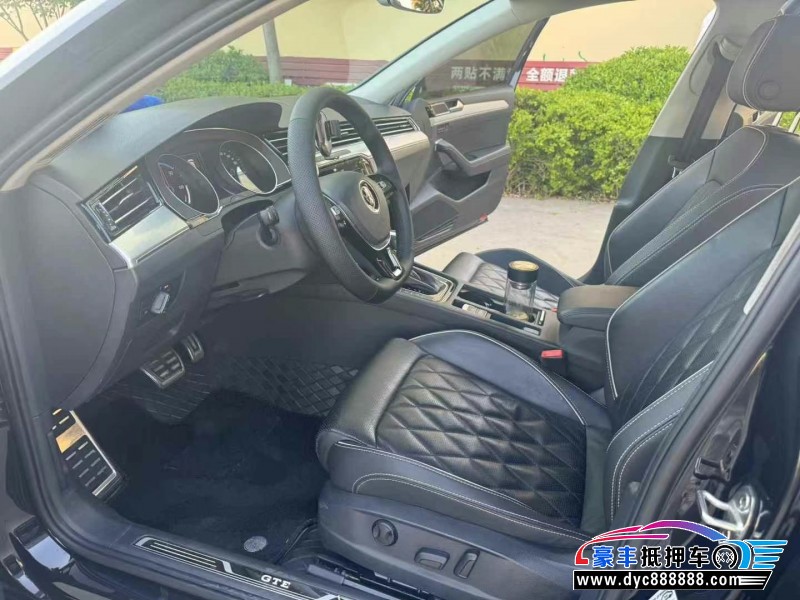 21年大众迈腾轿车抵押车出售