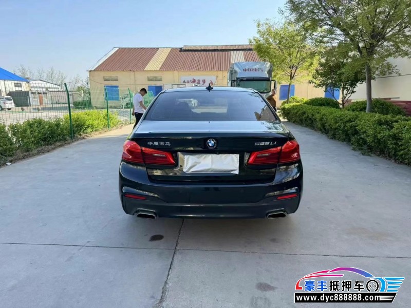 18年宝马5系轿车抵押车出售