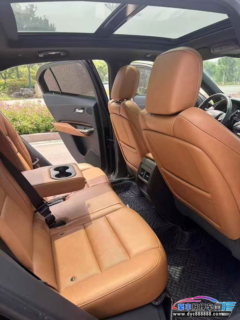 22年凯迪拉克XT4轿车抵押车出售