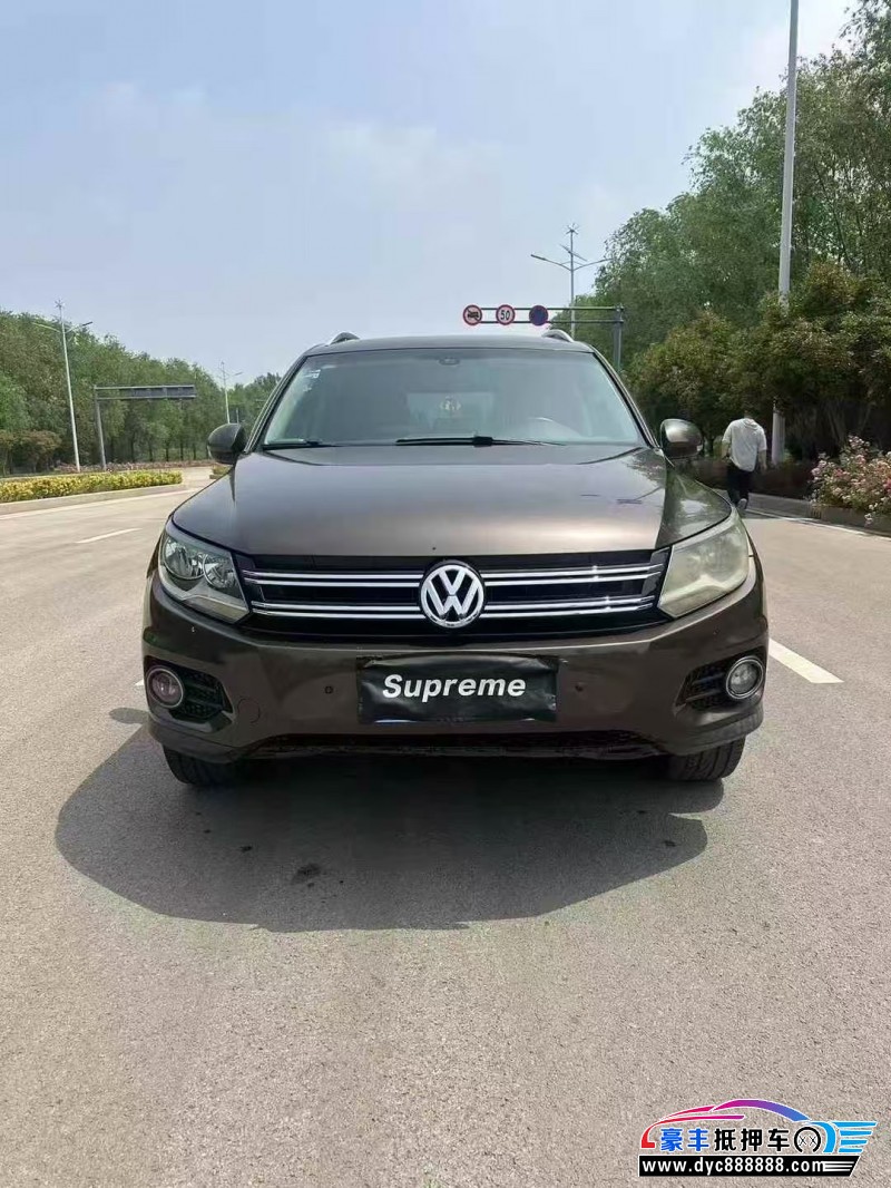 12年大众途威轿车抵押车出售