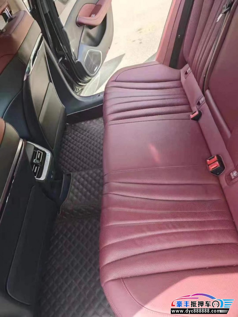 23年红旗H5轿车抵押车出售