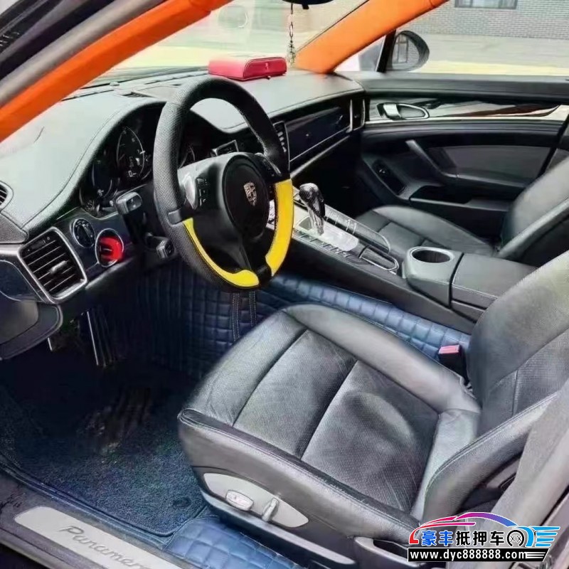 12年保时捷帕纳梅拉轿车抵押车出售