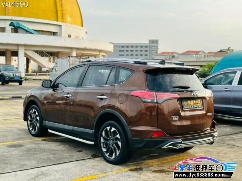 17年丰田RAV4轿车抵押车出售