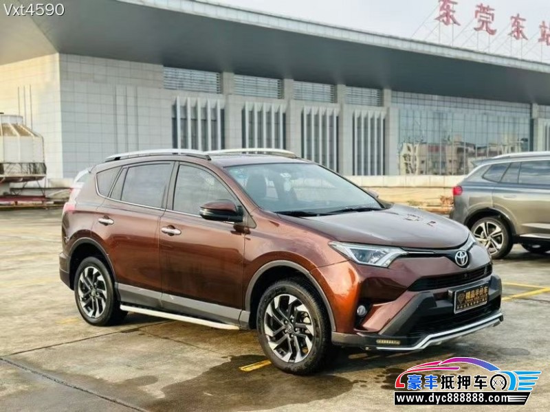 17年丰田RAV4轿车抵押车出售