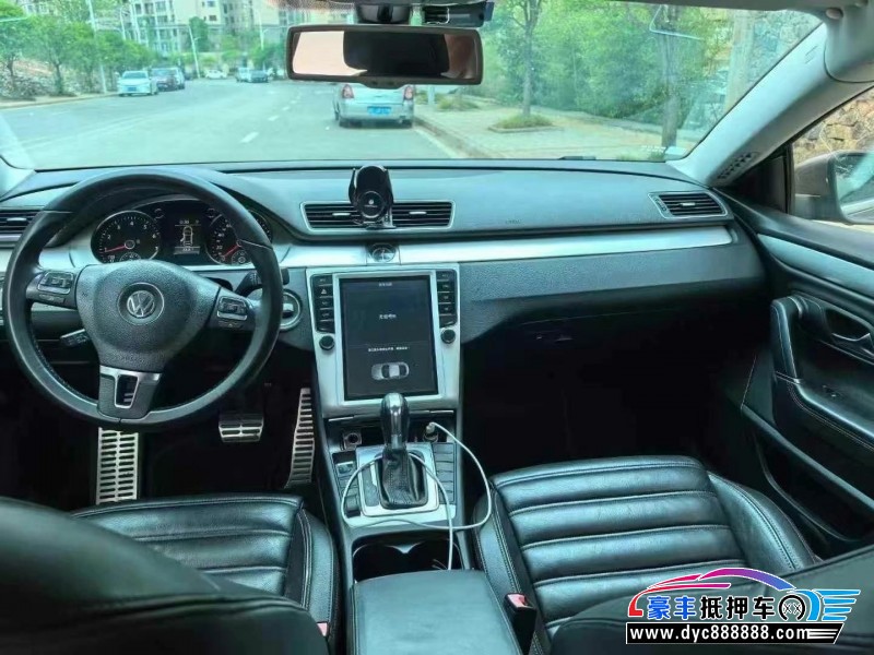 12年大众CC轿车抵押车出售