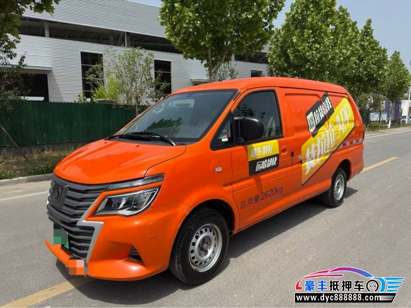 23年东风风行菱智轿车抵押车出售