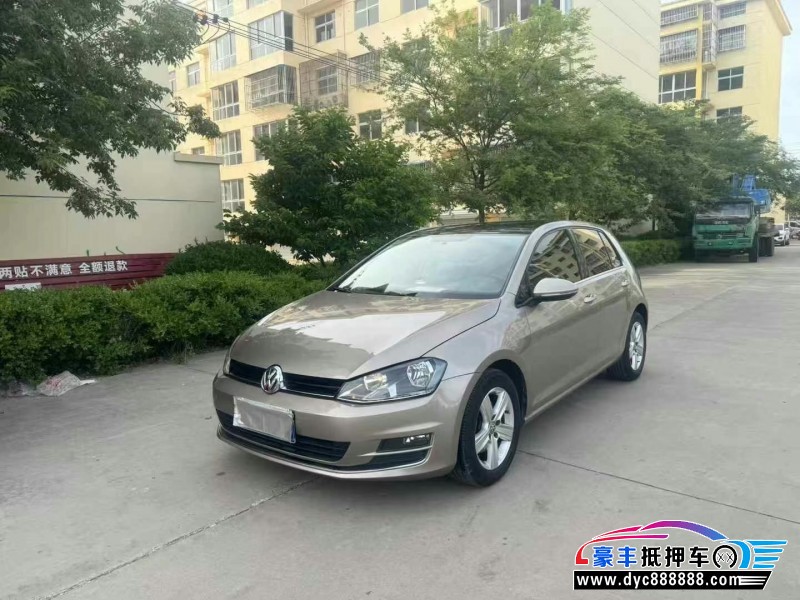 14年大众高尔夫轿车抵押车出售