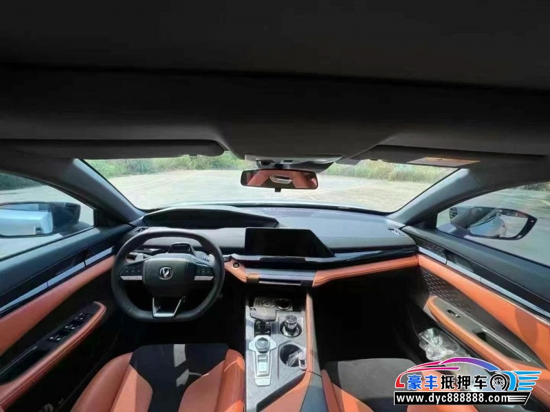 23年长安长安UNI轿车抵押车出售