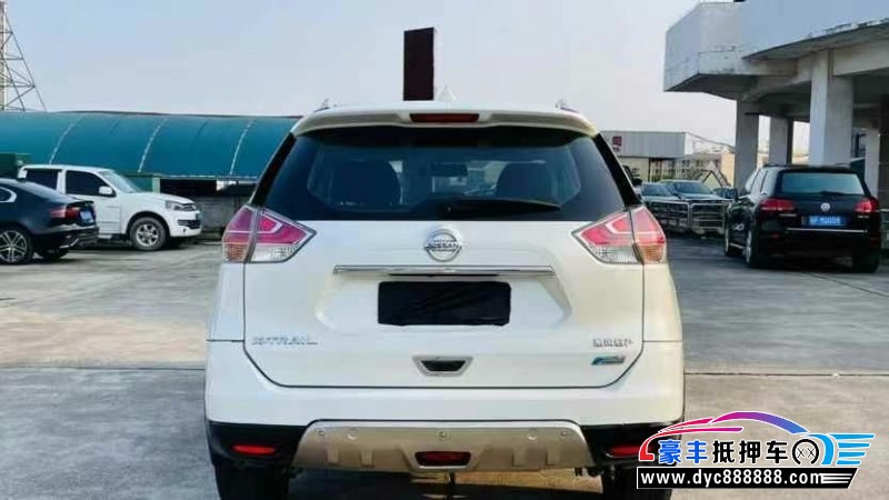 17年日产奇骏轿车抵押车出售