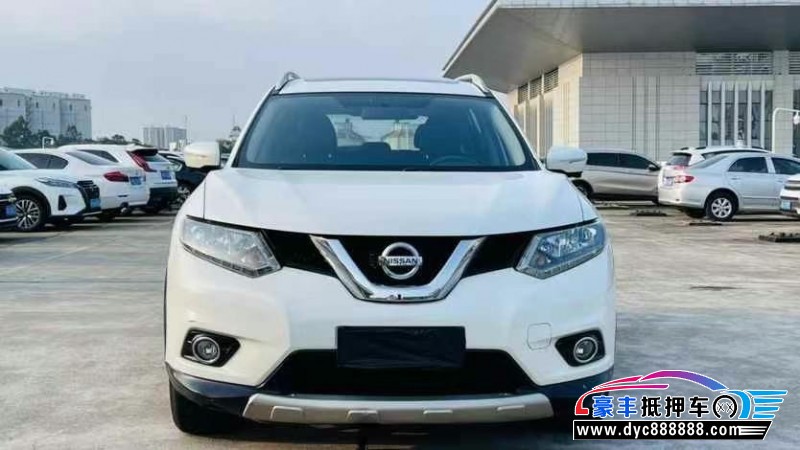 17年日产奇骏轿车抵押车出售