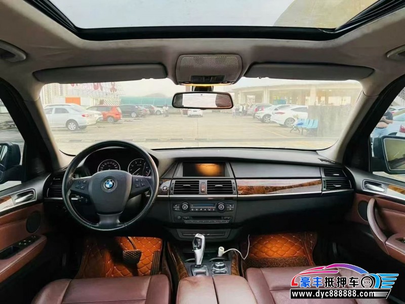 11年宝马X5轿车抵押车出售