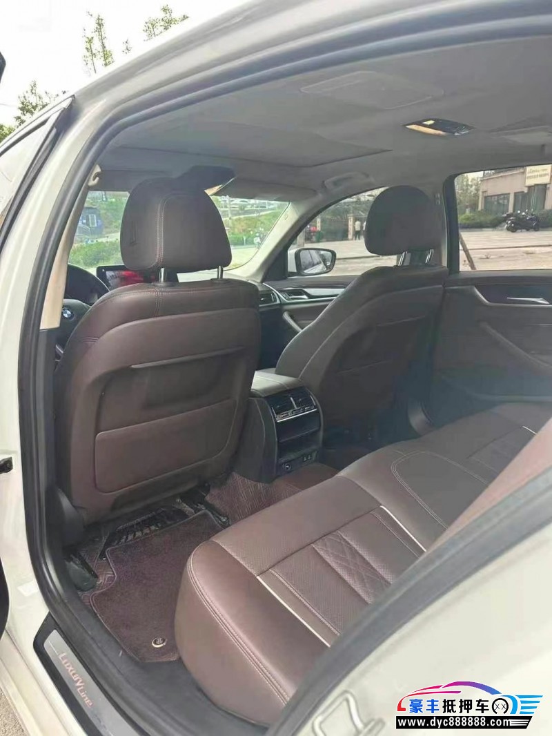 21年宝马5系轿车抵押车出售