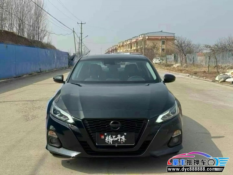 21年日产天籁轿车抵押车出售